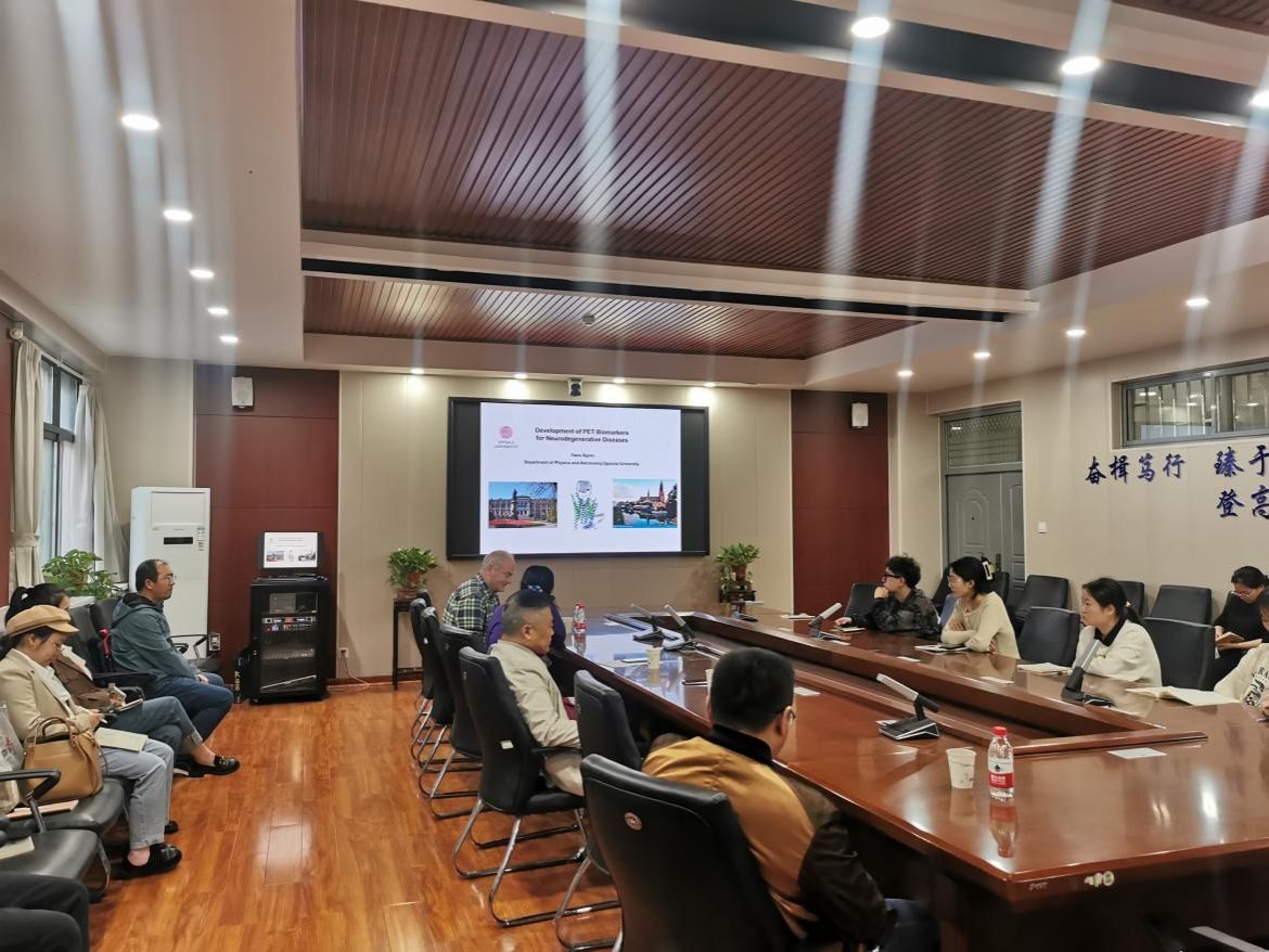 f90ce9b6764cd331d34edf38a29749a